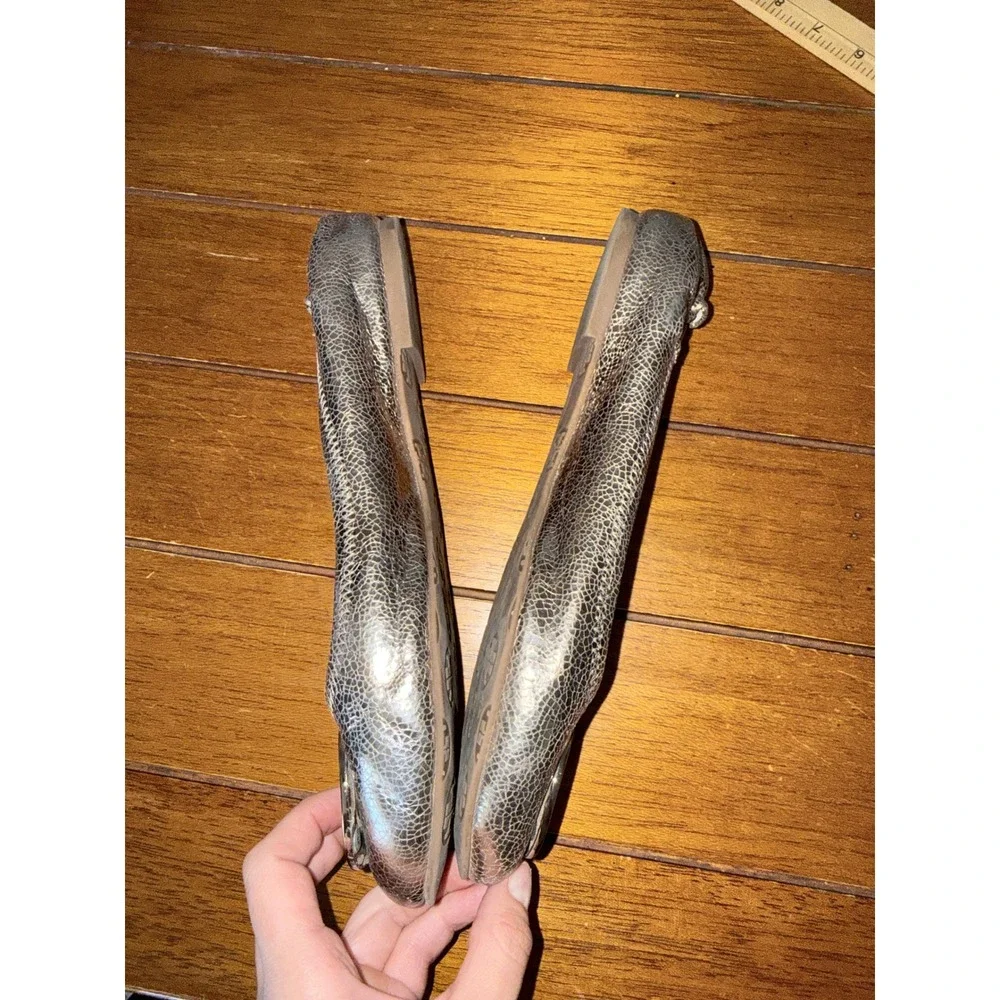 Tory Burch Reva Ballet Flats Silver Metallic Snakeskin Leather Logo Size 10M